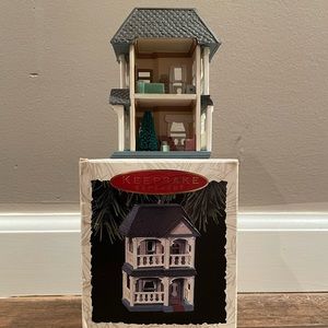 Cozy Home - Hallmarked Keepsake collectors edition ornament.